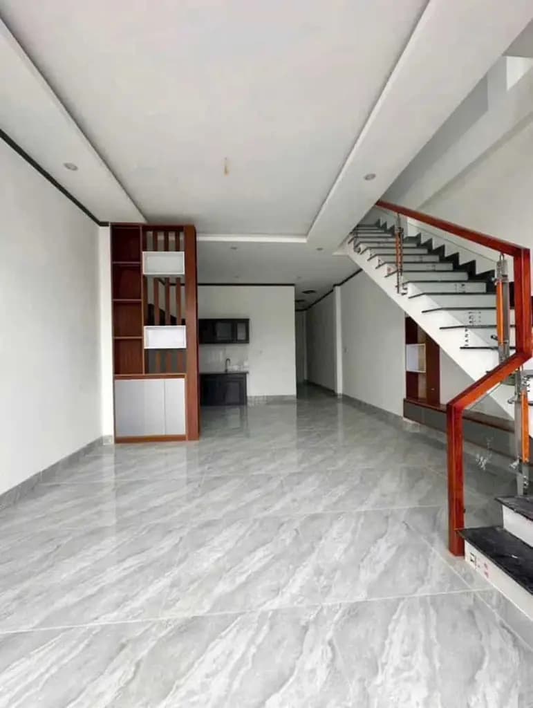 Main-CHỦ QUYẾT BÁN!! NHÀ LẦU GẦN TRUNG TÂM BIÊN HÒA - SỔ RIÊNG, THỔ CƯ - CHỈ CÒN 2TY150-2
