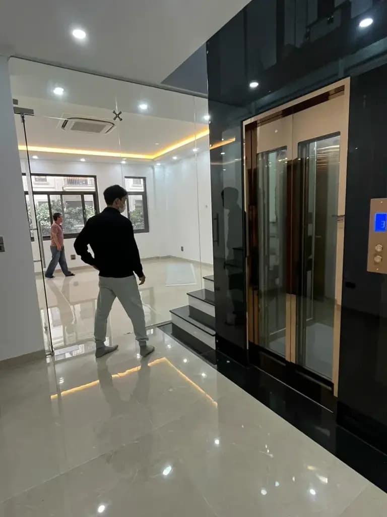 Cho thuê sàn văn phòng Him Lam 90 m2/tầng gồm 2 phòng làm việc