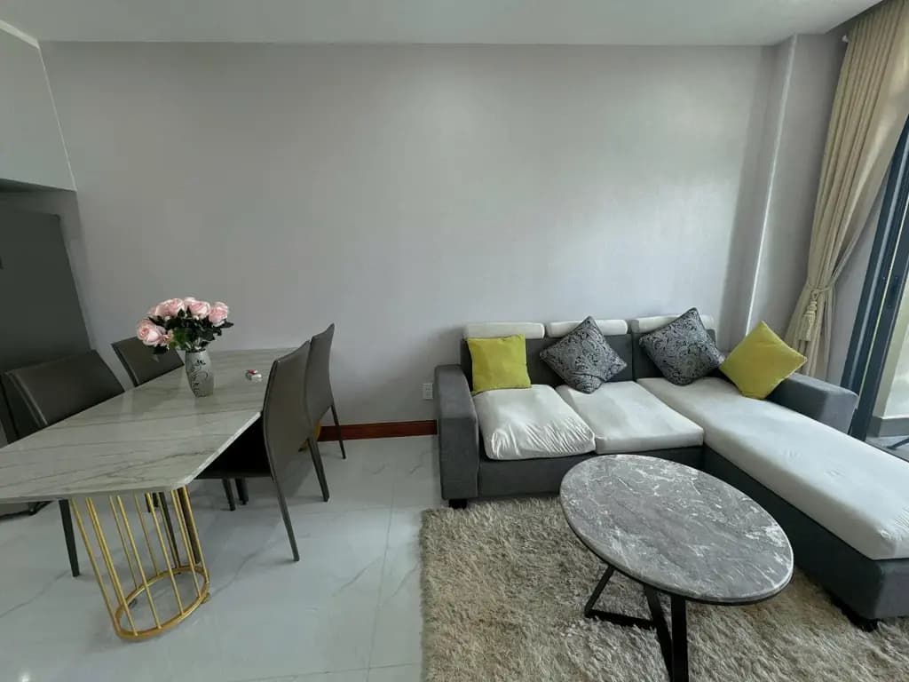 Main-Căn hộ chung cư Fancy Tower có đầy đủ nội thất-2