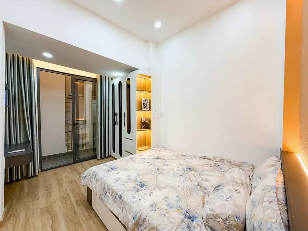 Main-SIÊU PHẨM KHU VIP ĐƯỜNG D2 •NGUYỄN GIA TRÍ, BÌNH THẠNH •3 TẦNG • 3PN 3WC • FULL NỘI THẤT 4,99 TỶ TL-2