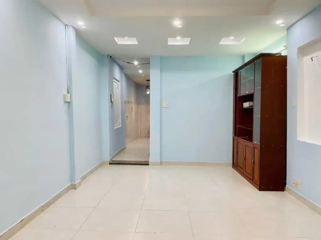 Main-BÁN NHÀ MẶT TIỀN KHU PHÂN LÔ ĐỒNG BỘ – 3 TẦNG, 4PN – KẾ BÊN CHỢ PHẠM THẾ HIỂN-5