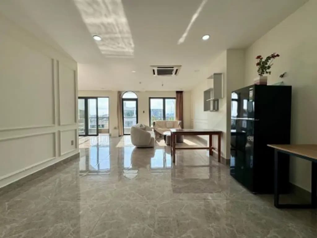 Main-CHO THUÊ CHDV CAO CẤP 1PN TÁCH BẾP - 100M2 - BAN CÔNG THOÁNG MÁT-1