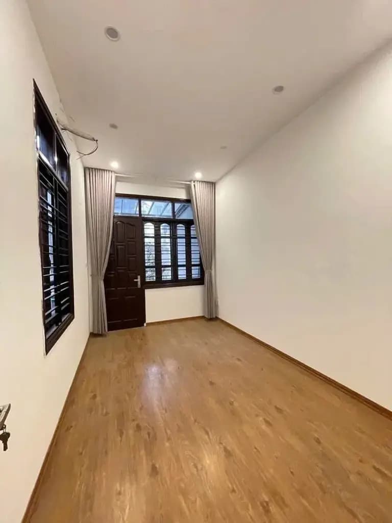 Main-CHO THUÊ NHÀ TRUNG TÂM HÀ ĐÔNG 53M2 X 5 TẦNG CÓ THANG MÁY, Ô TÔ ĐỖ CỬA - GIÁ CHỈ 15TR/THÁNG-1