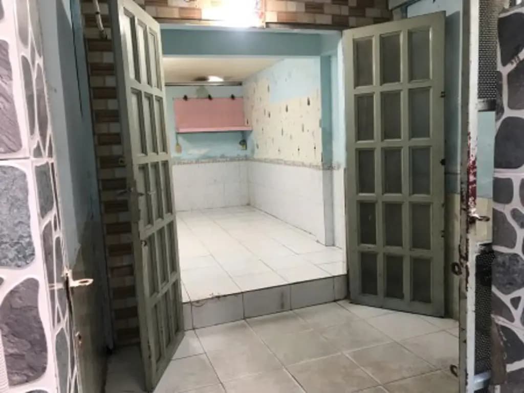 Main-Bán nhà cũ tiện xây mới đường Chiến Lược Quận Bình Tân-0