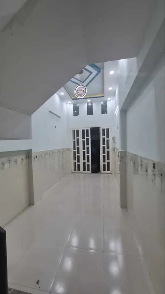 Main-BÁN NHÀ 4 TẦNG KẾ BÊN CHỢ NHỊ THIÊN ĐƯỜNG – PHẠM THẾ HIỂN, QUẬN 8-4