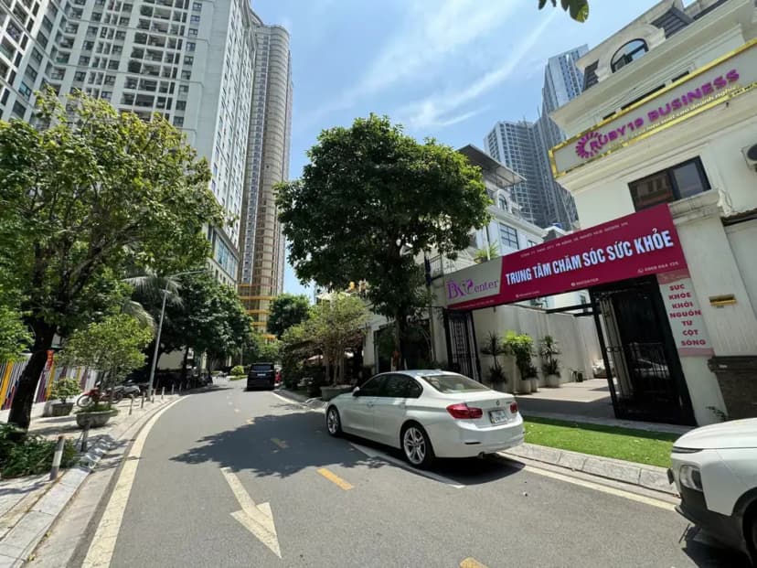 Cho thuê căn BT Roman Plaza Tố Hữu, Hà Nội