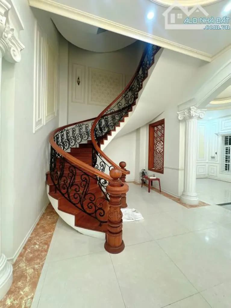 Main-Cho thuê biệt thự 1 trệt 3 lầu mặt tiền TP Bến Tre.Gía 60 triệu-7