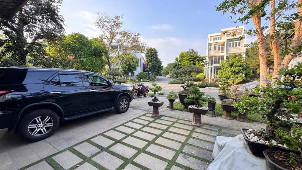 Main-SIÊU BIỆT THỰ ĐƠN LẬP VILLA PARK QUẬN 9 – 300M² ĐẤT – THANG MÁY – ĐẲNG CẤP CHỈ 42 TỶ!-0