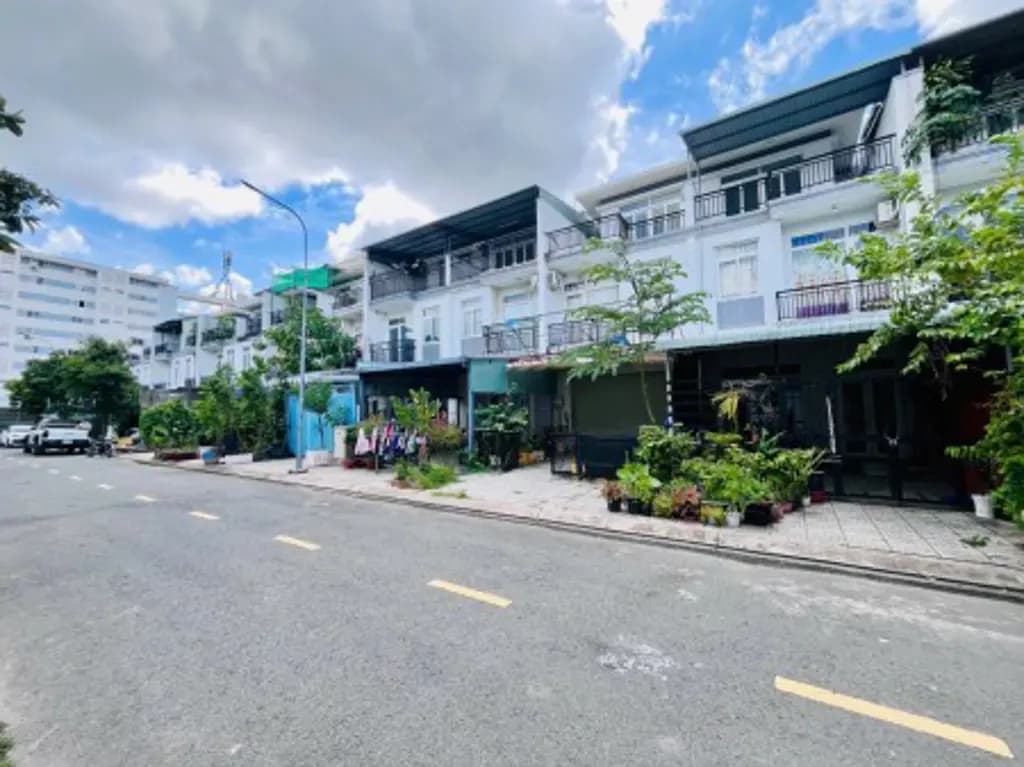 Main-Cùng số tiền đó, bạn chọn mua đất hay rinh luôn nhà Phúc An City 5x20m-0
