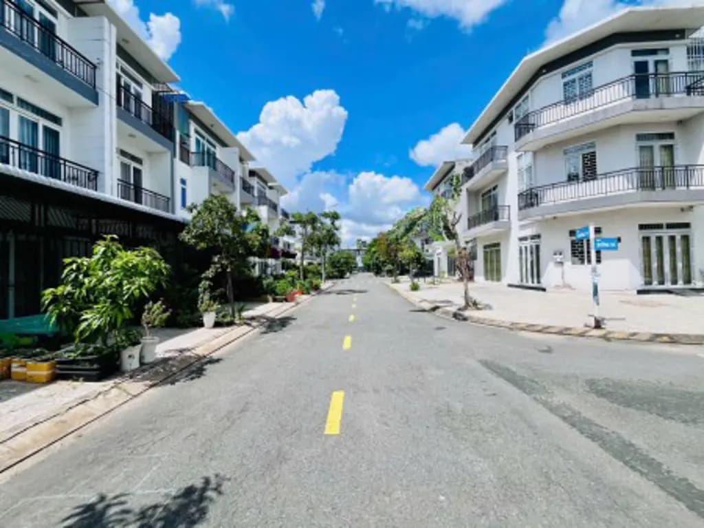 Main-Cùng số tiền đó, bạn chọn mua đất hay rinh luôn nhà Phúc An City 5x20m-2