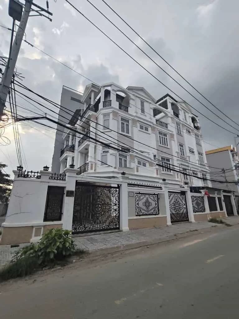 CHO THUÊ NHÀ NGUYÊN CĂN MẶT TIỀN GÓC 2 MẶT TIỀN ĐƯỜNG SỐ HBP THỦ ĐỨC