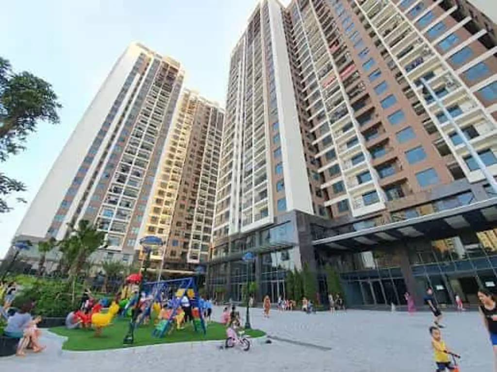 Main-Cho thuê căn hộ chung cư 3 phòng ngủ gần trung tâm, đường thông thoáng-2