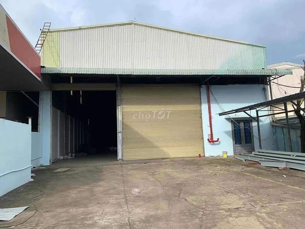 Main-Xưởng trong cụm sản xuất 700m Tân Uyên giá 3.5 usd-2