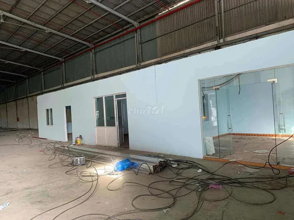 Main-Xưởng trong cụm sản xuất 700m Tân Uyên giá 3.5 usd-0