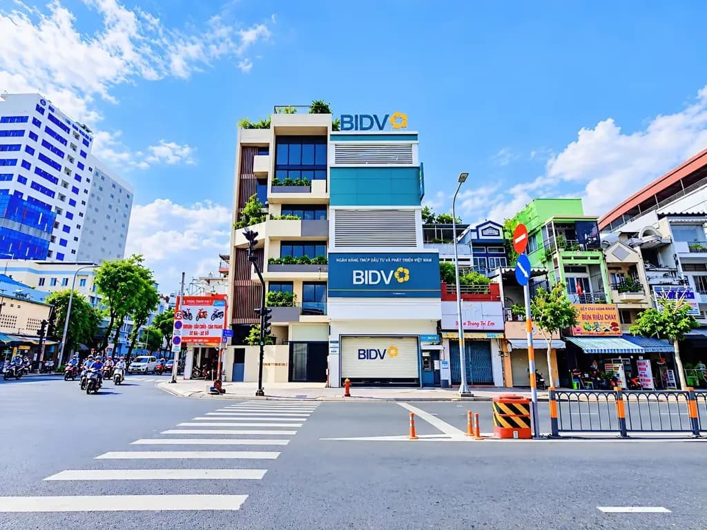 Main-❇️❇️ Cho Thuê Nhà Mặt Tiền: 506-508 Lý Thái Tổ - Quận 10 - 6.6x22m, 7 tầng-1