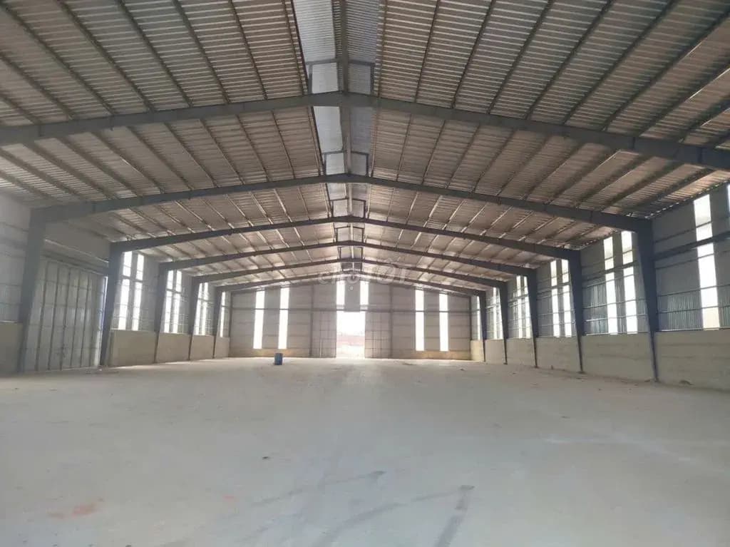 Main-Cho Thuê Xưởng 1800 m2 + 2200m2 Bến Cát , PCCC tự động ,Giấy tờ đầy đủ-0