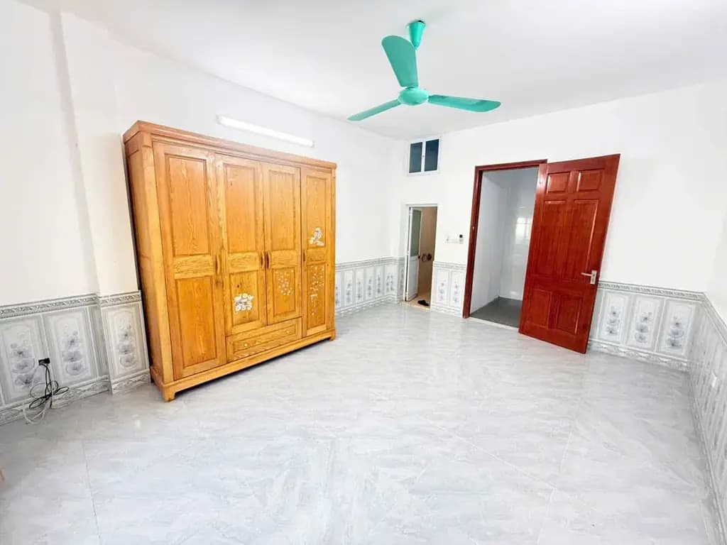 Main-Cho thuê nhà ngõ 370 THUỴ KHUÊ, Tây Hồ . 12 triệu/tháng. Ưu tiên: Hộ gia đình.-1