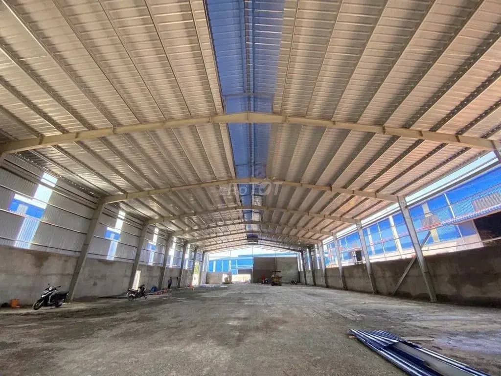 Main-Cho Thuê Xưởng 1800 m2 + 2200m2 Bến Cát , PCCC tự động ,Giấy tờ đầy đủ-2
