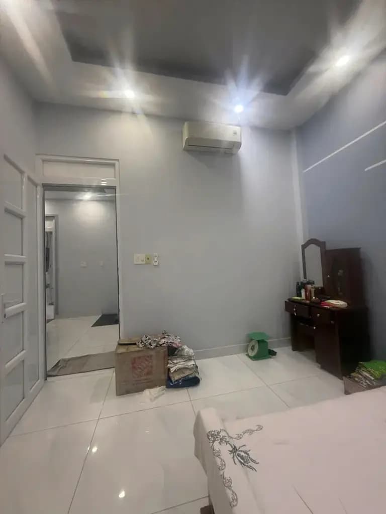 Main-Bán nhà 3 tầng diện tích 154m2, hẻm xe hơi 8m, đường Lã Xuân Oai, Quận 9, Tp Hồ Chí Minh-5