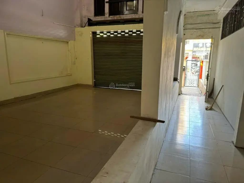 Main-Nhà 7 x 30m, 3 tầng mặt tiền CMT8 ngay ngã 6 Thủ Dầu Một-2