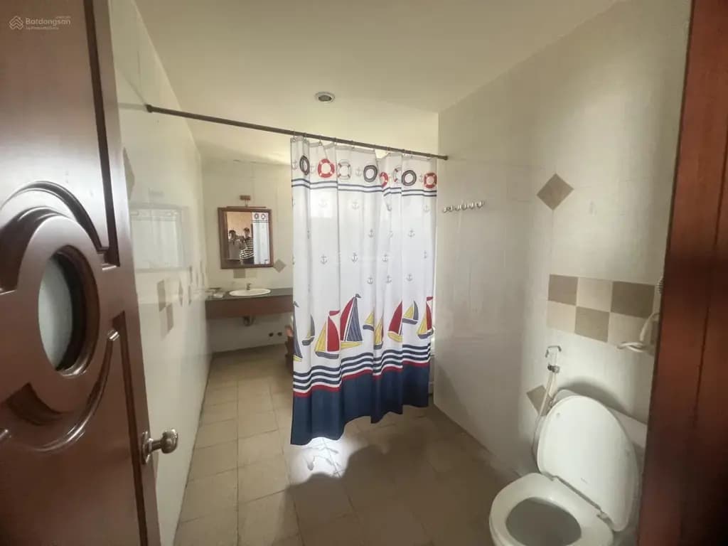 Main-Cho thuê khách sạn, nhà hàng Đại lộ Bình Dương, 7 tầng, 2 nhà hàng, 2700m2, giá 360 triệu/tháng-8