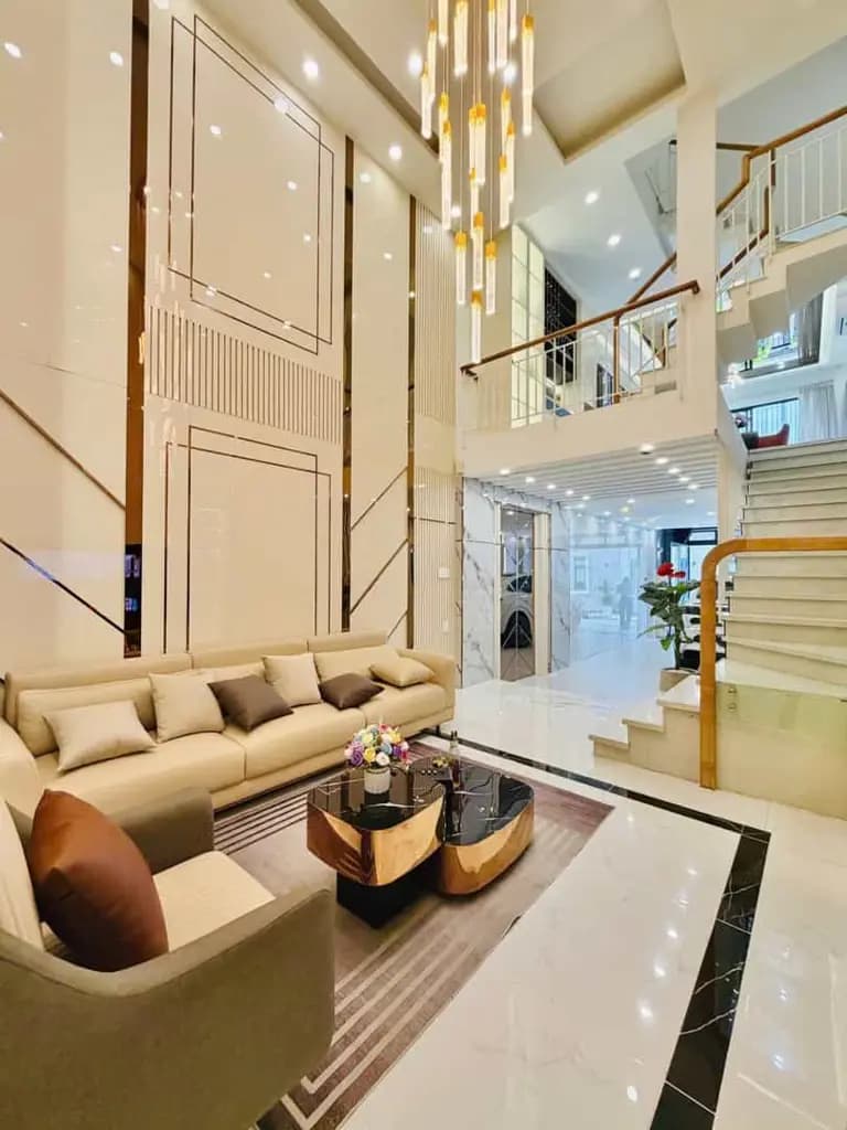 Main-IÊU PHẨM KHU VIP NGUYỄN TƯ GIẢN – ĐƯỜNG 6M CÓ VỈA HÈ – 5 TẦNG CÓ GARA Ô TÔ – CHỈ 10,99 TỶ!-1