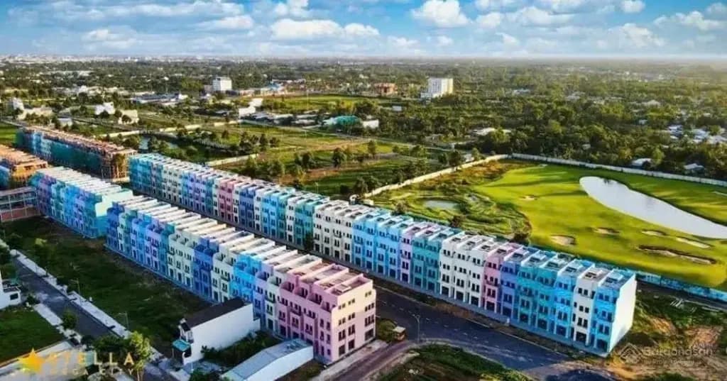 Main-🏦 CẮT LỔ HƠN 2 TỶ , BÁN SHOPHOUSE 4 TẦNG MẶT TIỀN ĐƯỜNG ĐINH CÔNG TRỨ KDC NGÂN THUẬN , CẦN THƠ-1