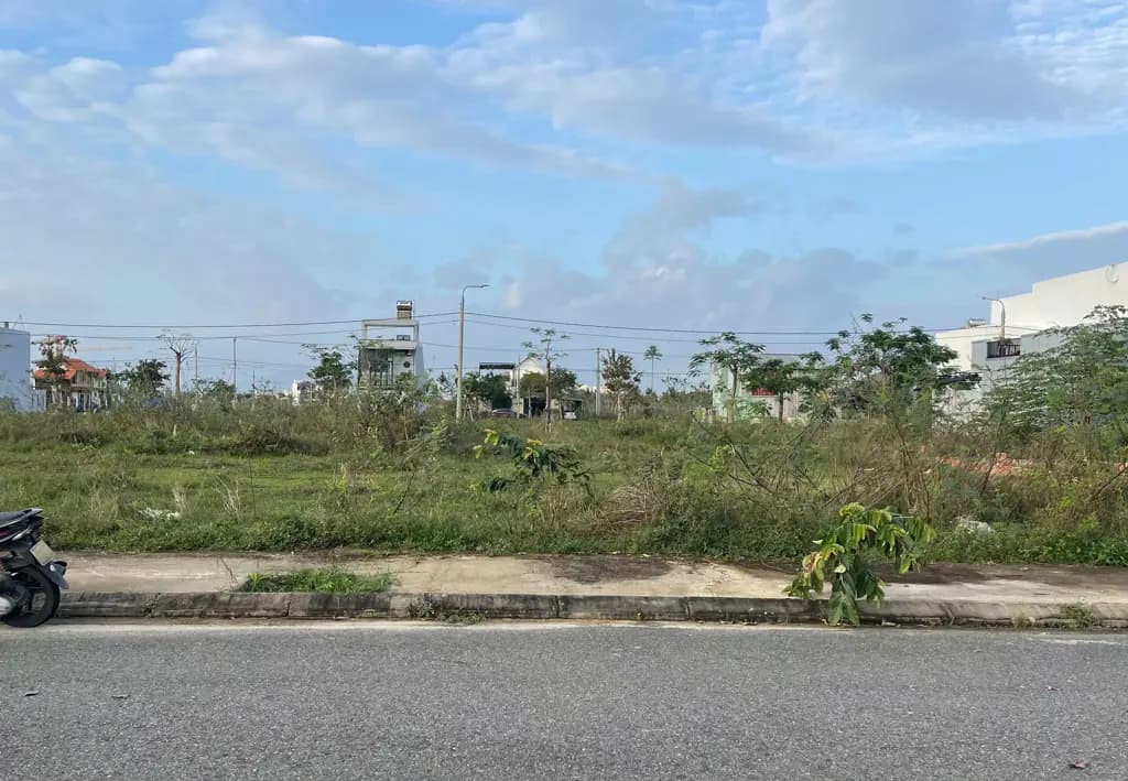Main-5,2 TỶ – ĐẤT 100M2 ĐƯỜNG BỜ QUAN 23, HÒA QUÝ-2