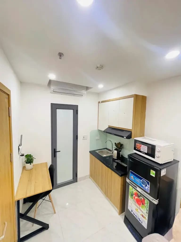 Main-Cho thuê Ccmn 20m đẹp ngõ 40 Tạ Quang Bửu, Phường Bạch Mai-1