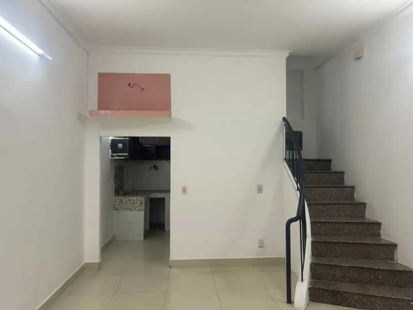 Bán nhà 40m², 2 tầng, hẻm 333 Nguyễn Trọng Tuyển, P1, Tân Bình, khu dân trí, 6.2 tỷ