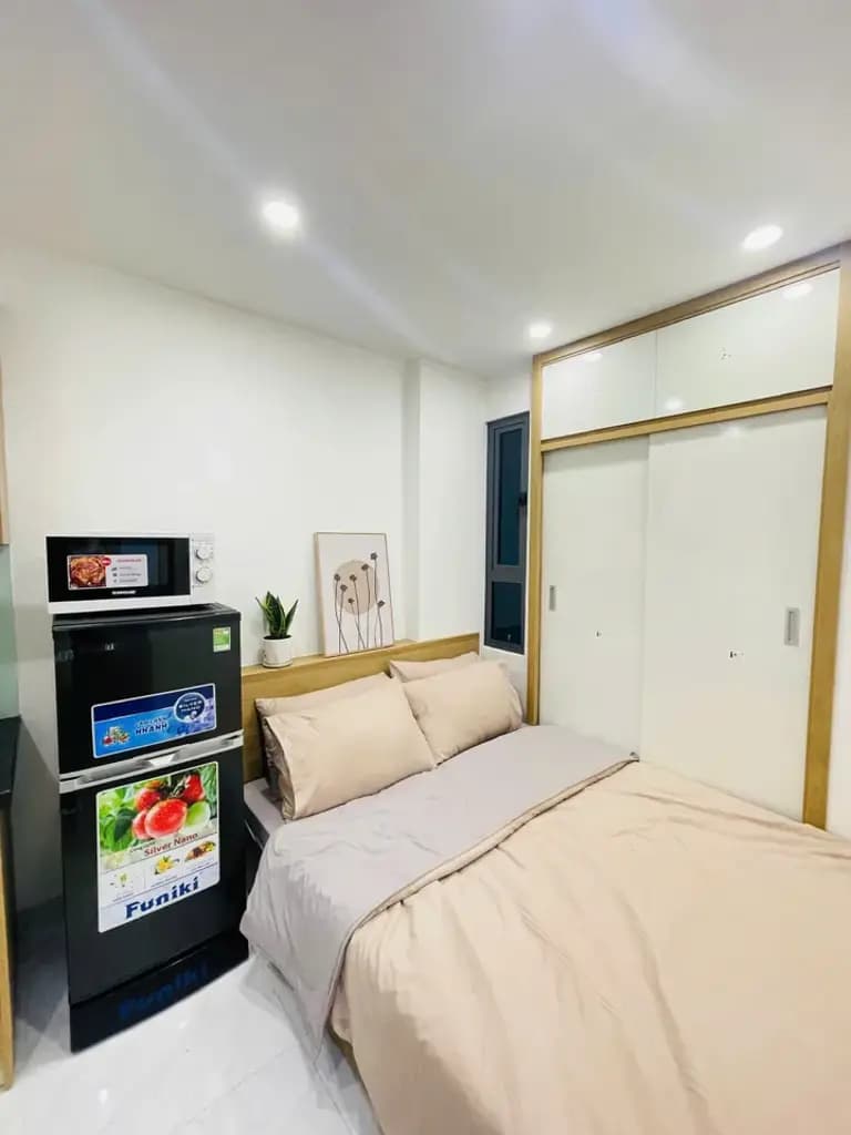 Main-Cho thuê Ccmn 20m đẹp ngõ 40 Tạ Quang Bửu, Phường Bạch Mai-0