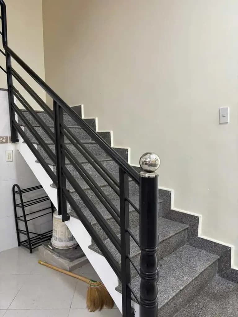 Main-cho thuê nhà 1 trệt 3 lầu gần nhà thờ Tân Tiến-3