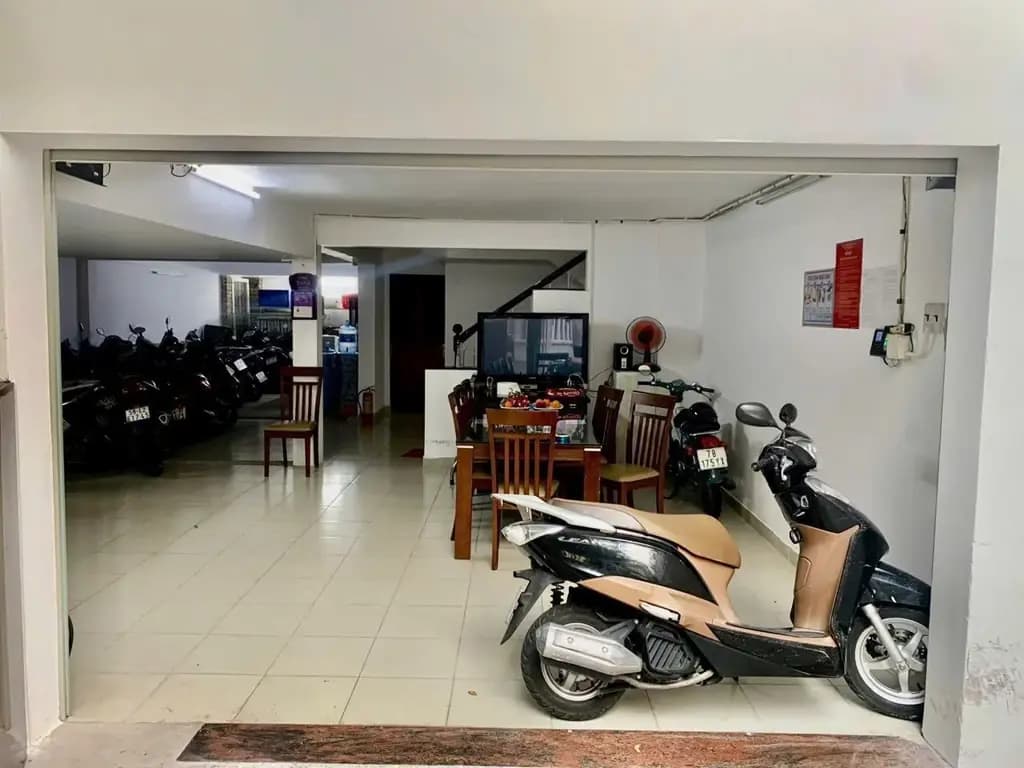 Main-Cho thuê rẻ biệt thự 8 x 21m 1 trệt 3 lầu Nguyễn Văn Trỗi TP.HCM-2