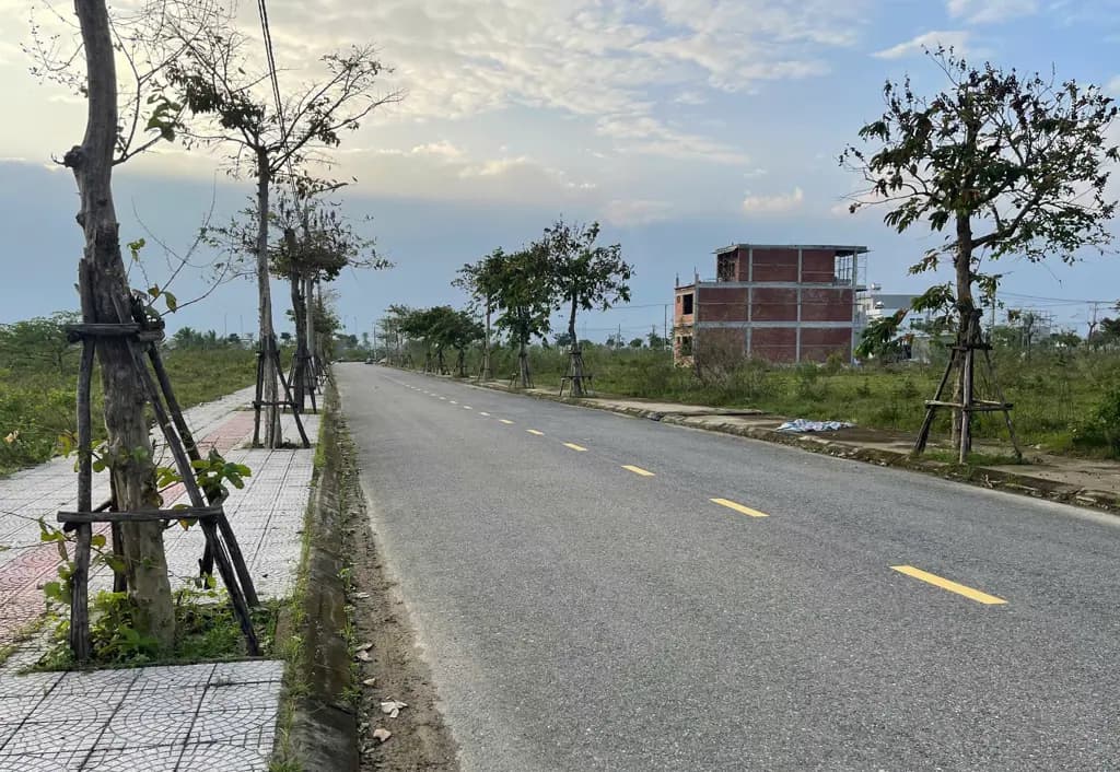 Main-5,2 TỶ – ĐẤT 100M2 ĐƯỜNG BỜ QUAN 23, HÒA QUÝ-1